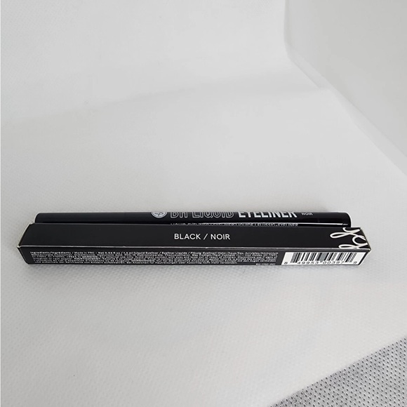 BH Cosmetics Liquid Eyeliner Pen - Black. - Picture 2 of 5